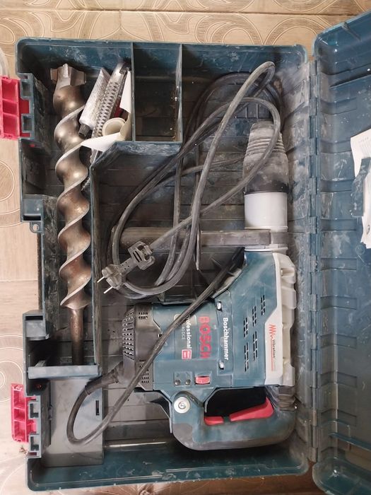 Перфоратор Bosch