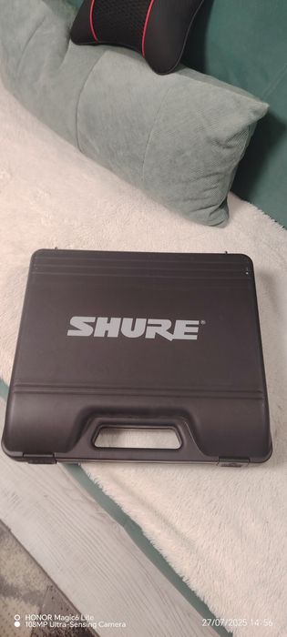 Vând microfoane shure