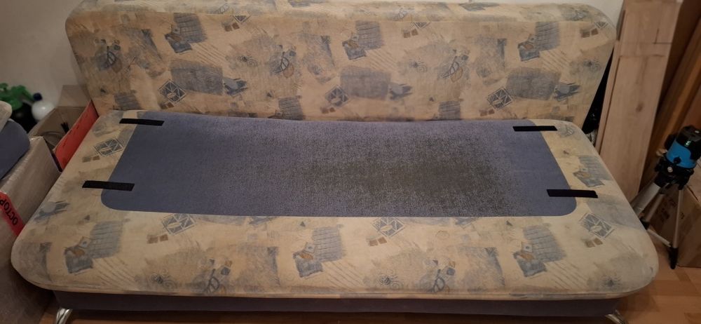 Отдам диван даром