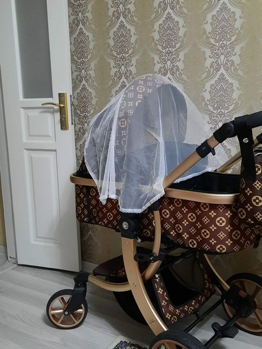 Продам коляску универсальную