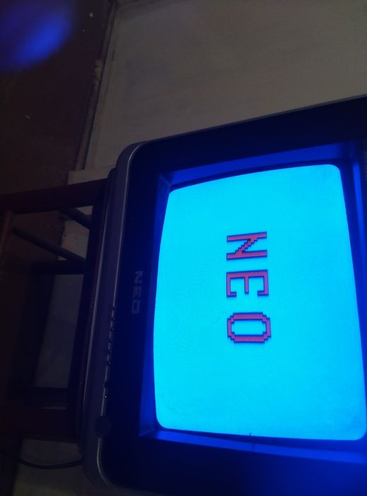 Продавам телевизор нео