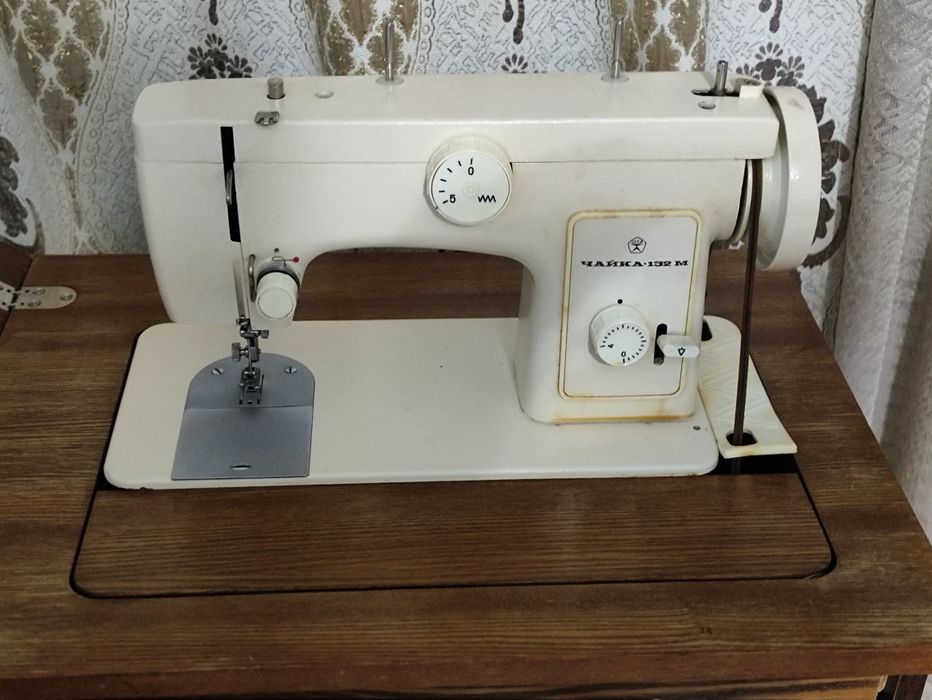 Швейная машина чайка