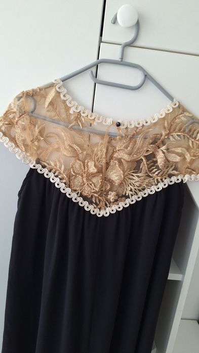 Rochita larga lejera, marimea 36 (potrivita pt gravide)