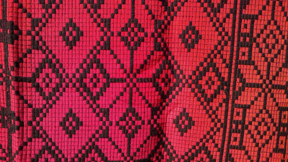 Macat lana tesut la razboi