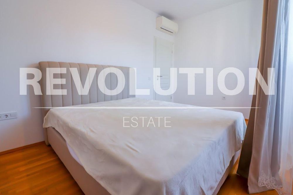 Двустаен апартамент  в гр.Варна, м-т Константин и Елена!