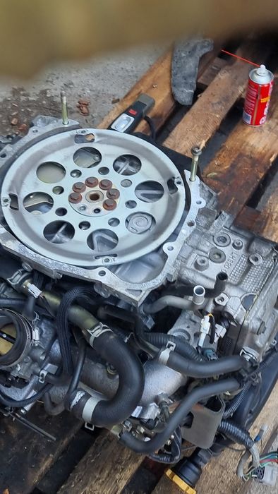 Двигатель  2.5 I на Subaru Outback Legacy Forester  Ej2.5