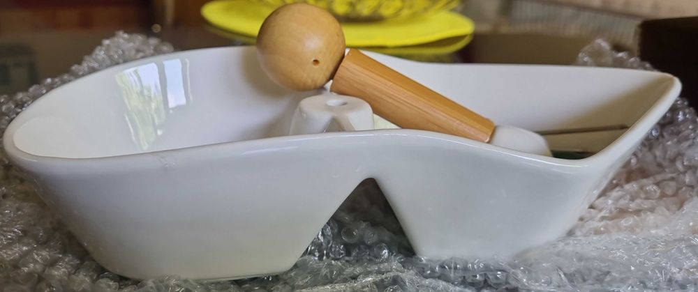 Красива чиния за сервиране