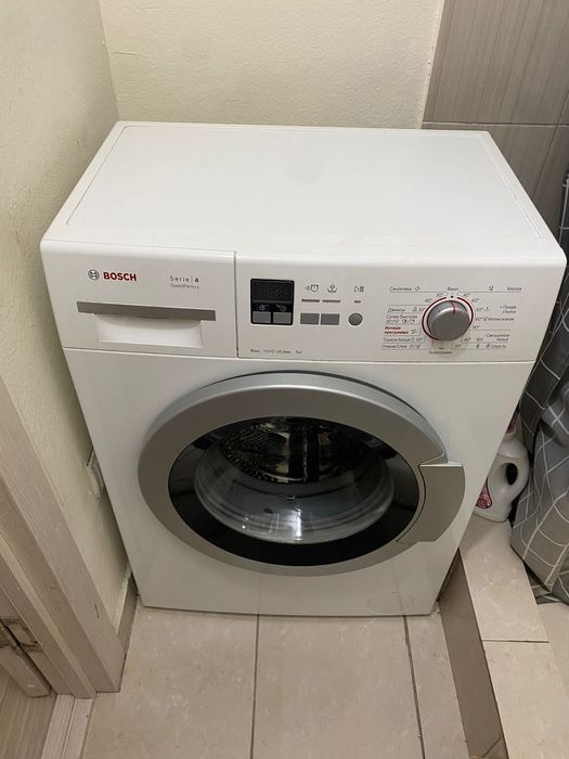 Срочно продам стиральную машинку Bosch