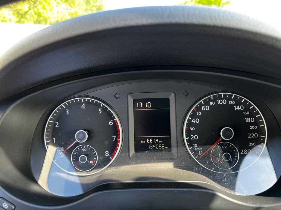 VOLKSWAGEN Jetta 2011 — imagine 5