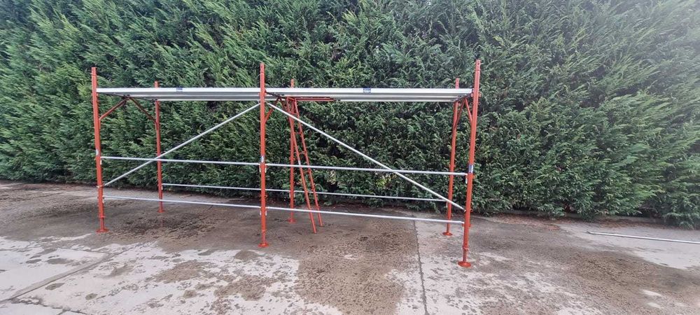 Schela metalica noua import Italia cu podina metalica de 1,8 m