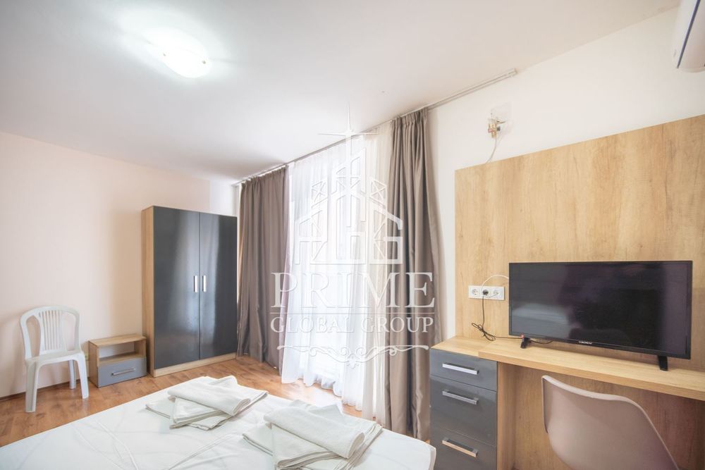 2-стаен в гр.Поморие, площ 100 кв.м.