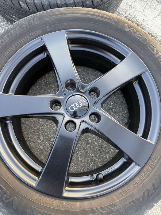 Летни гуми +алуминиеви джанти 5 112 16