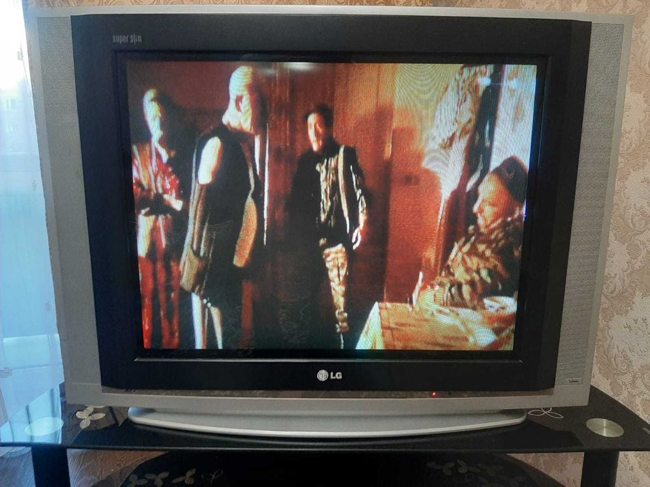 Телевизор LG ,72 диагональ, в отличном состоянии