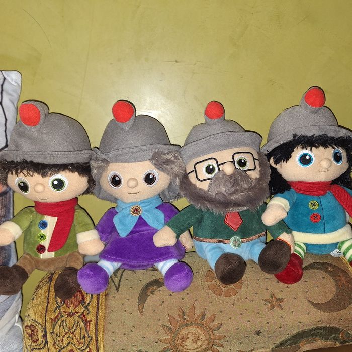 Spiridușii/mascotele/ gnomii MIGROS!