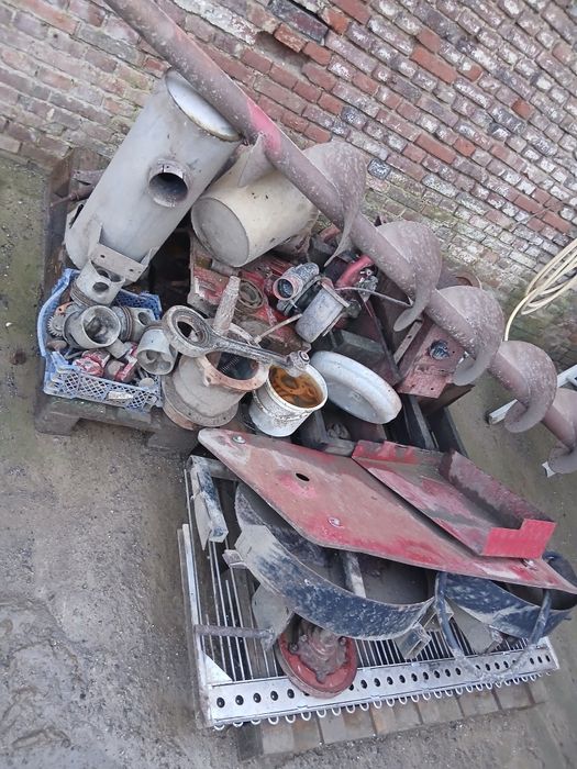 Dezmembrez case  axial 1640 1480 1680 1660 Motor complet cumins