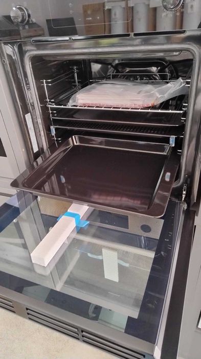 А+ Фурна за вграждане Candy-Кенди 70 литра Air Fry push&pull