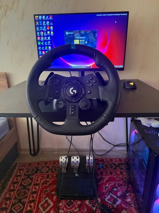 Волан с педали Logitech - G923, PS4/PS5/PC, черен