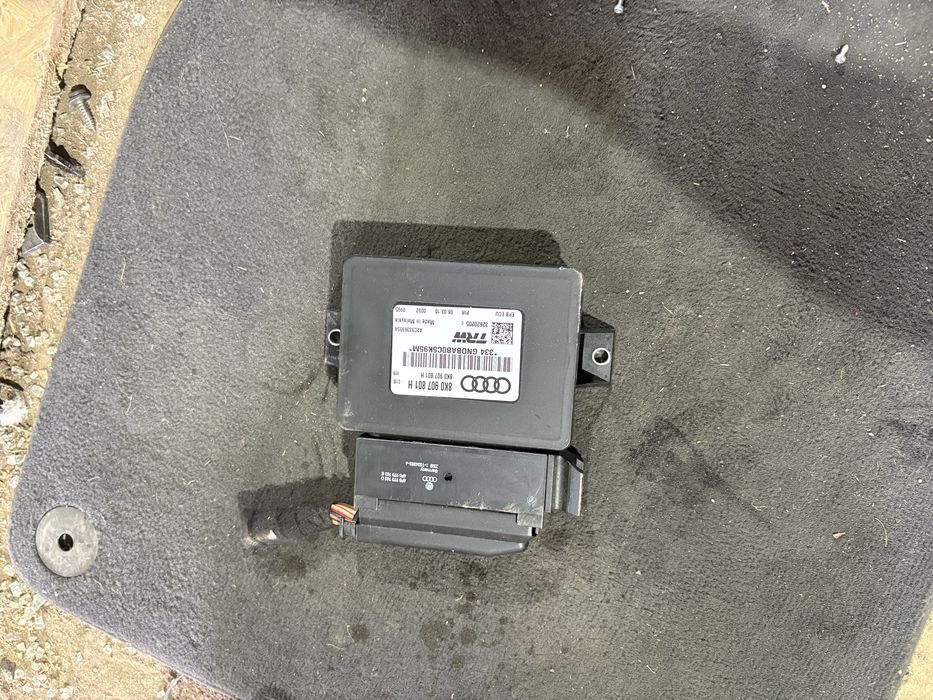 Audi A4 B8 1.8tfsi Модул Ръчна Спирачка