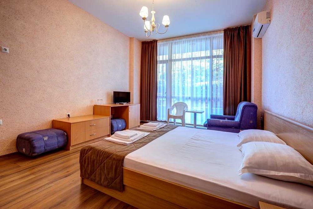 Продавам Студио до плажа в Шкорпиловци | Басейн | Готово за нощувки