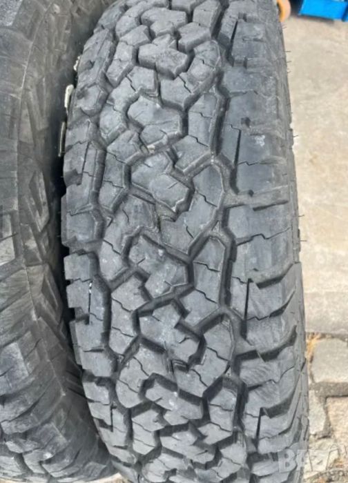 4броя всесезонни гуми Roadcruza235/85R16