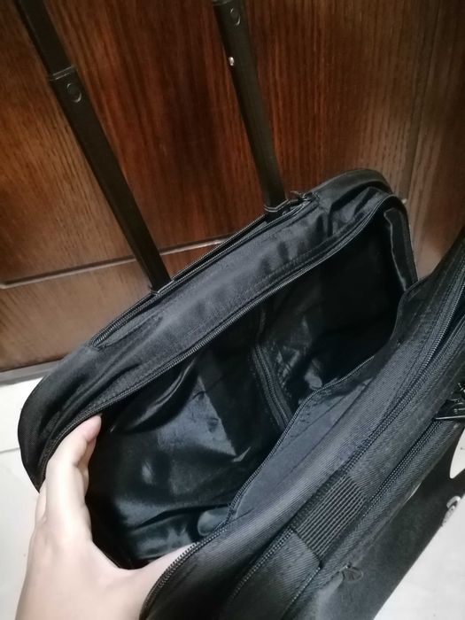 Бизнес чанта с колела