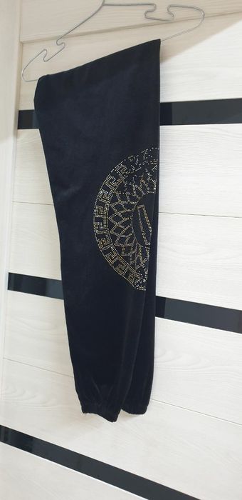 Двойка велюр размер 48. 100сум