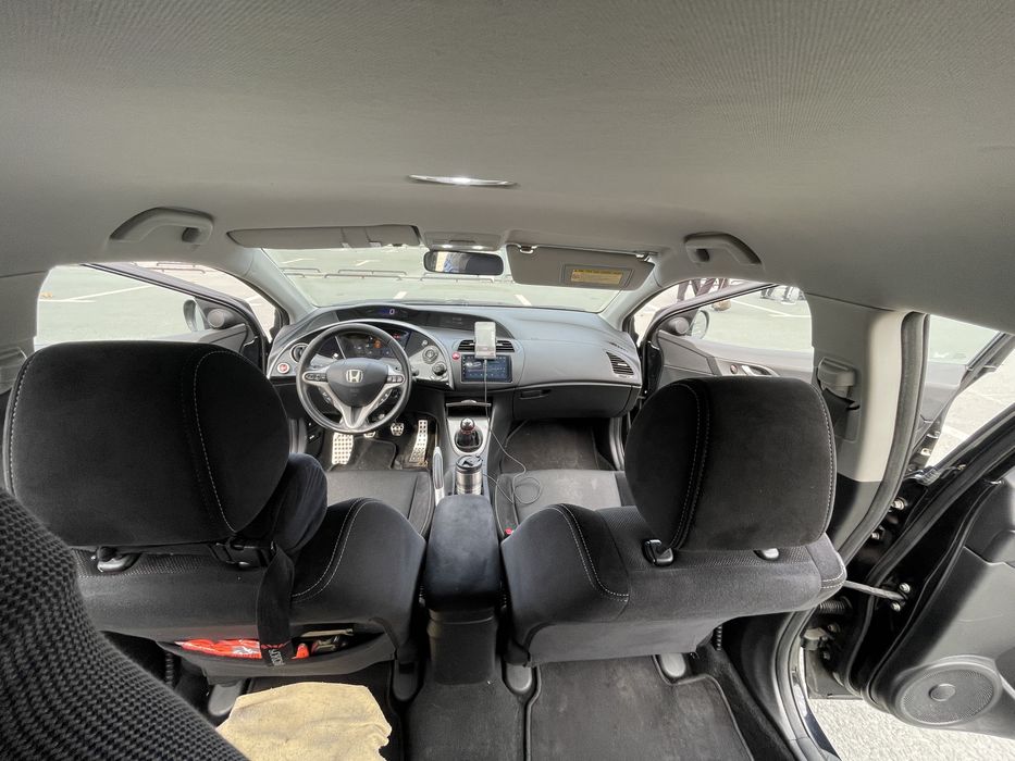 Vand sau schimb cu auto pe brnzina.