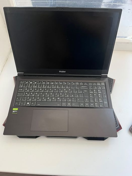 Ноутбук Haier gtx 1650ti