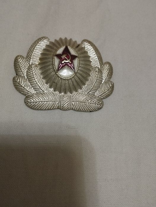 Продам недорого военную отребутику СССР