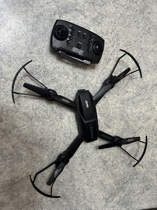 квадракоптер