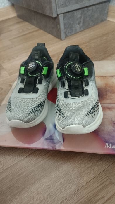 Продам обувь для мальчика (б/у). Размер 32