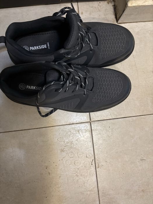 Работни обувки 43