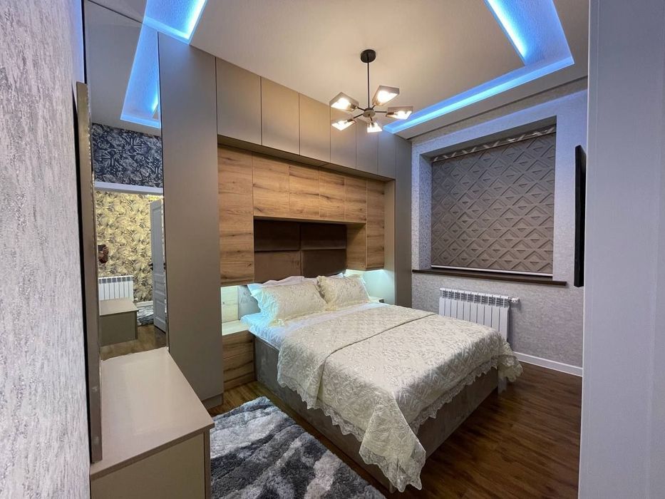 Своя 3х к.кв. Новострой, Ойбек, Чехова38/1, Huawei, BONkafe