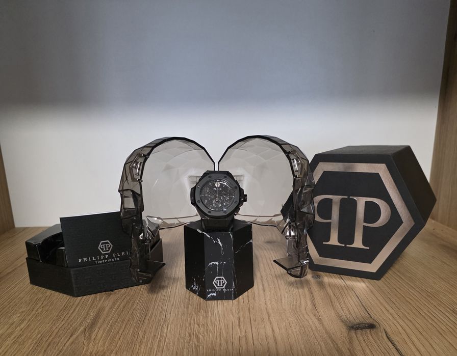 Часовник Phillip Plein нов оригинален