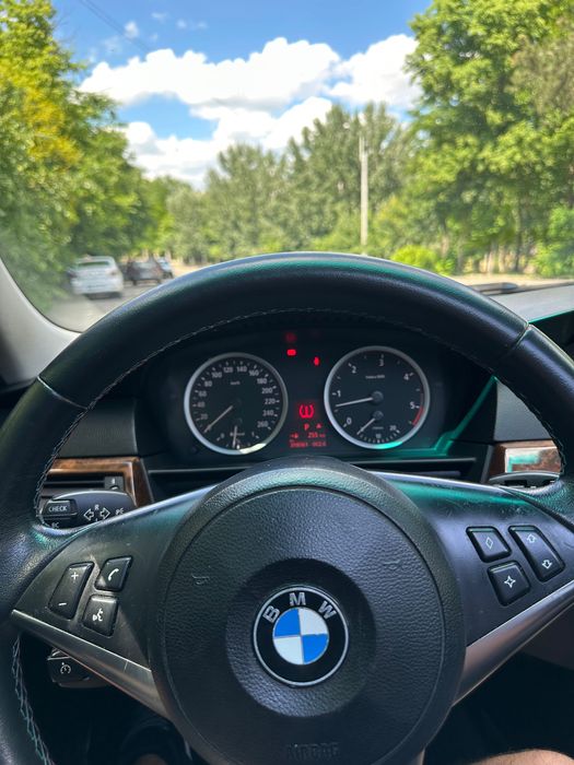 BMW 5 Series 2006 — imagine 2