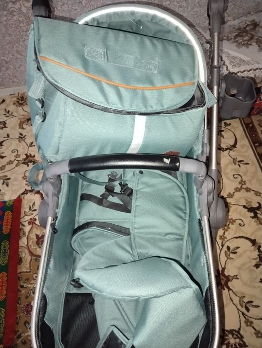 Коляска прогулочная и для дома