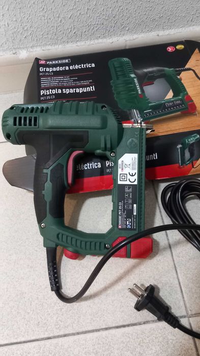 Електрически такер Parkside