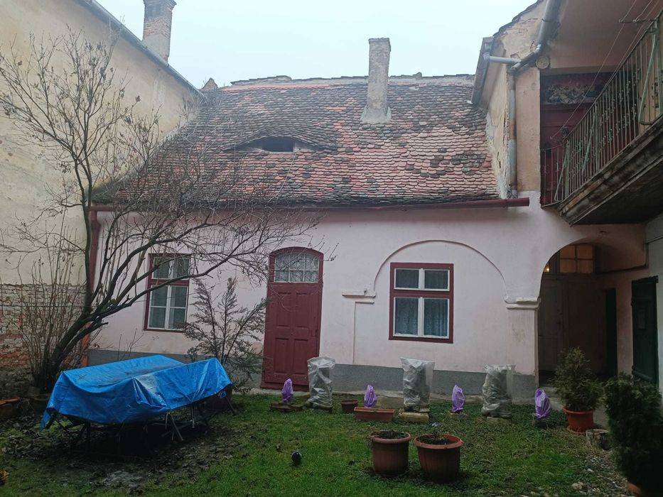 Casă de vânzare în centru