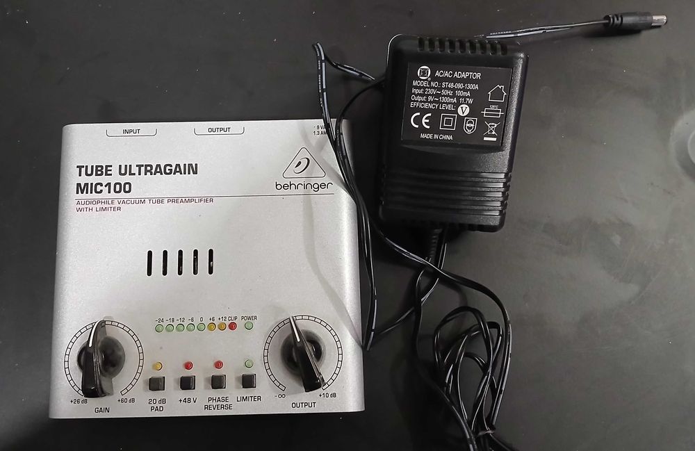 Behringer Tube Ultragain 100 микрофонен предусилвател