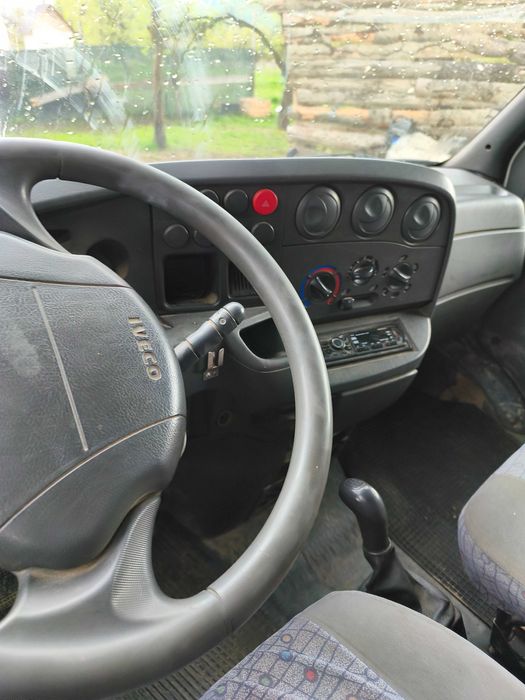Vând Iveco dailei