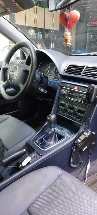AUDI A4 Avant 2002 — imagine 5