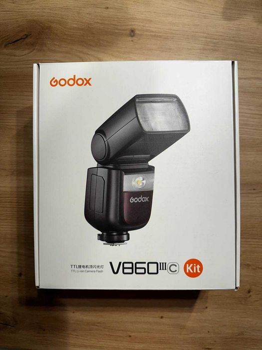 Светкавица Godox Ving V860III C