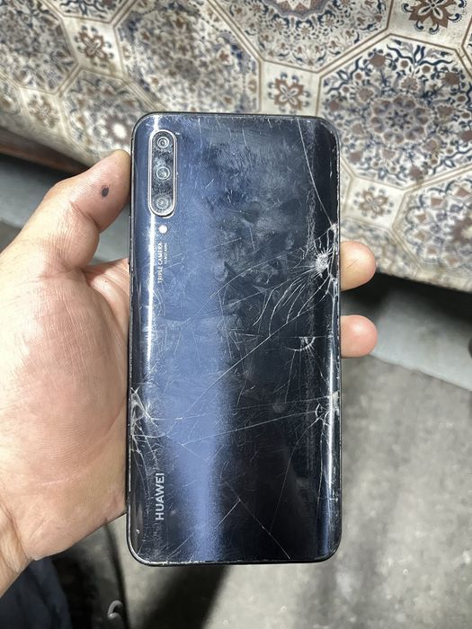 Huawei y9s сатылады