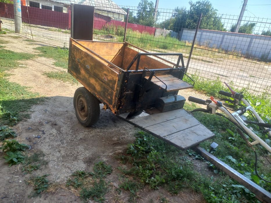 Vând remorca motocultor nu merg franele