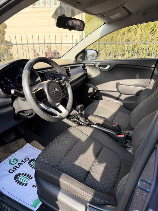 Продается Kia Rio 2018г (78,329 тыс пробег) Цвет Синий Дымчатый