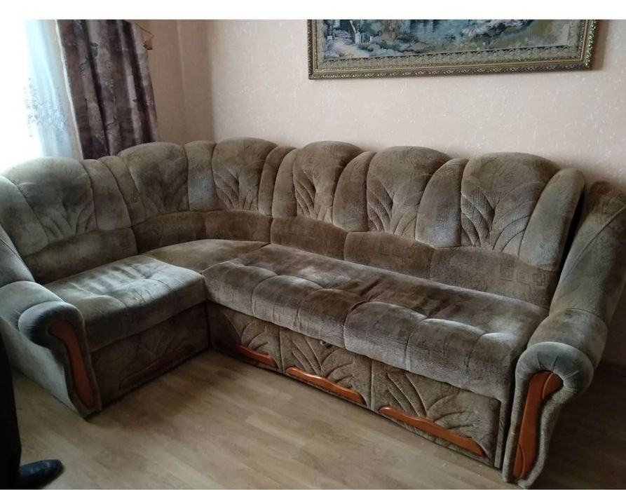 отдам диван даром