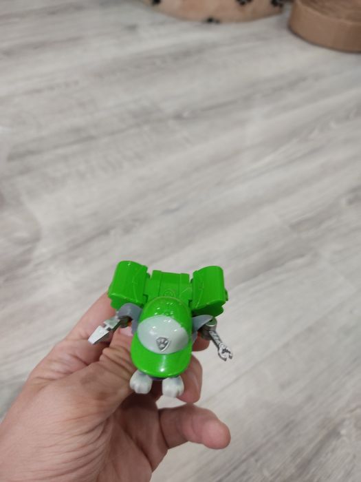 Продам игрушки собачий патруль