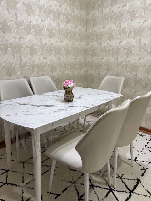 Stol Stul sotiladi 6 tali