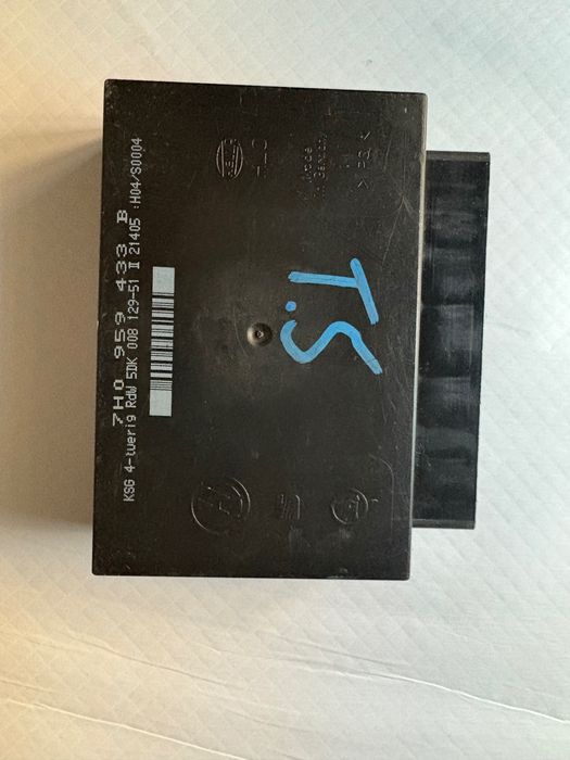 piesa unitate de control computer modul electronic Volkswagen T5