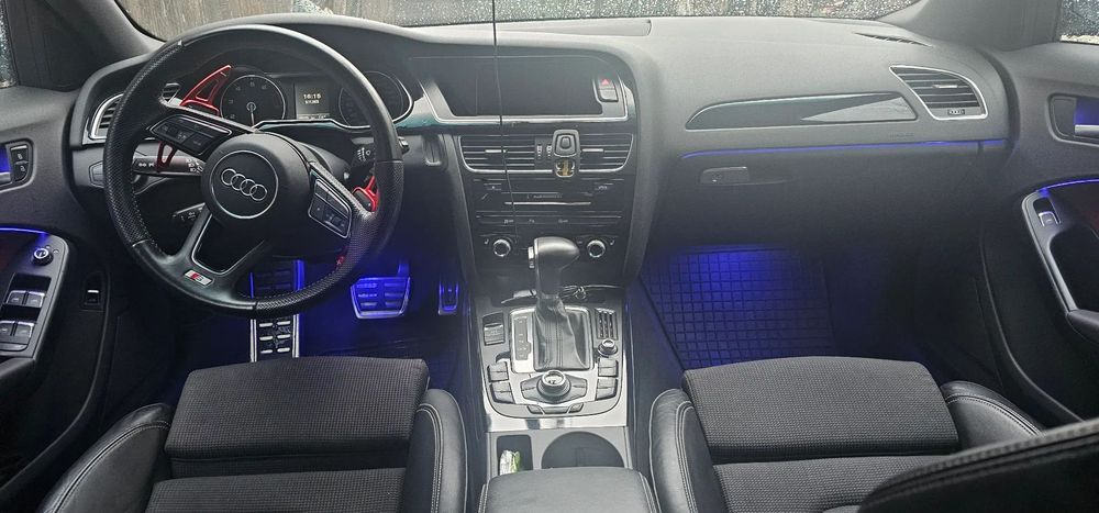 Audi A4 Limuzina
